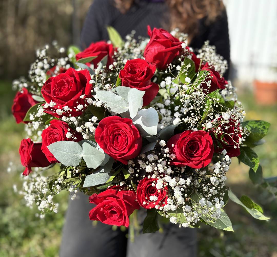 Smile with passion-24 rosas rojas