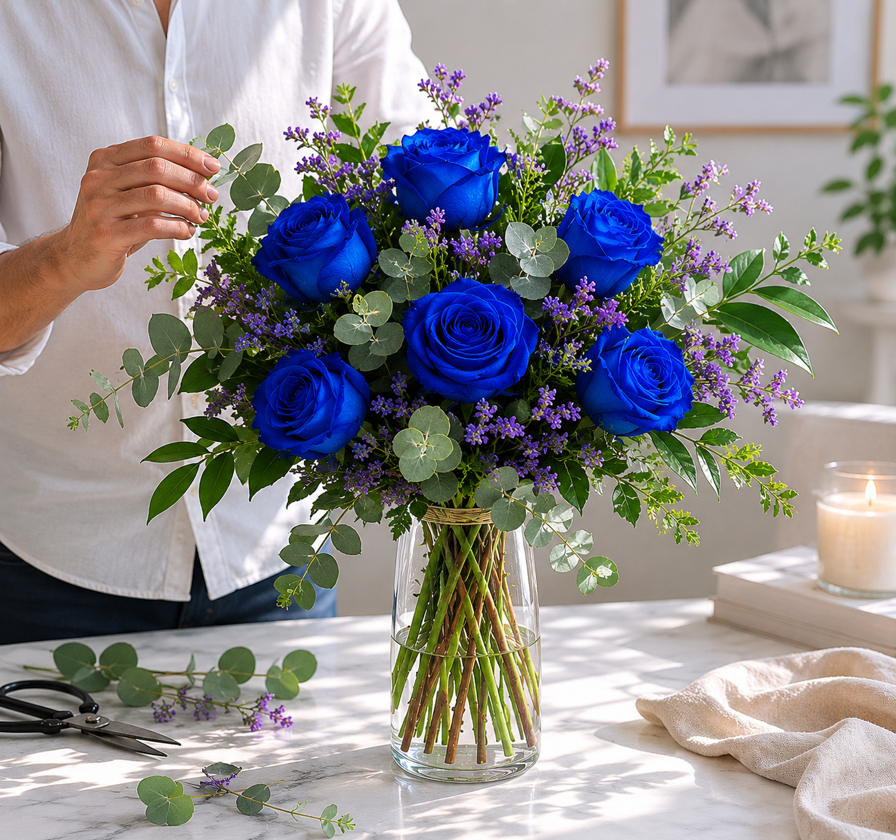 ramo de 6 rosas azules para decorar, para regalar y todo tipo de ocasiones.