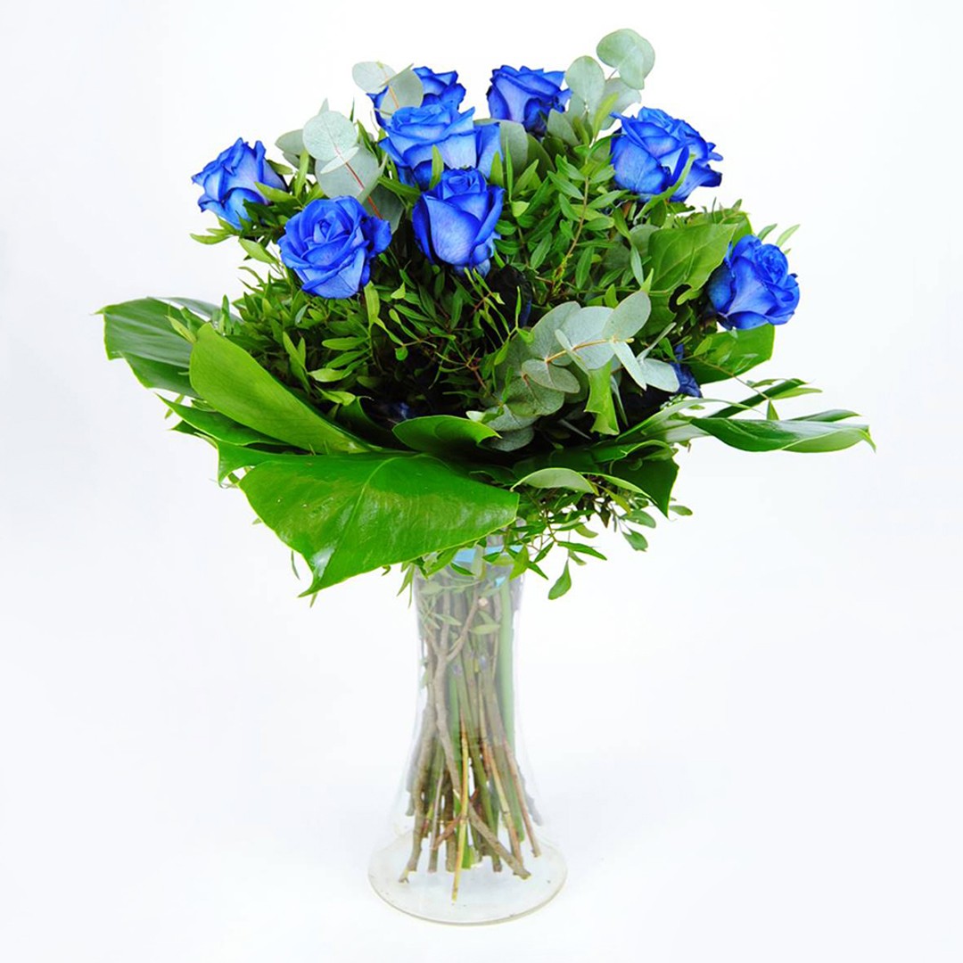 Ramo de rosas azules