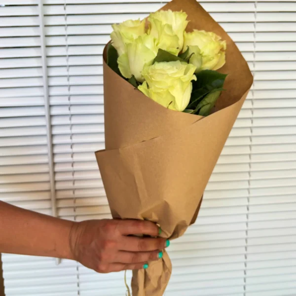 Decoración con Rosas blancas frescas